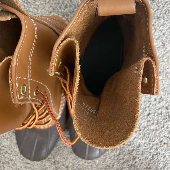 Womens LLBean Bean Boots - Picture 3 of 6